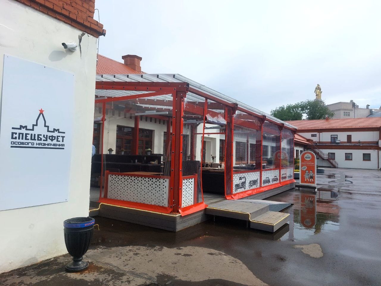 ПВХ шторы для летней террасы кафе в Гагарине